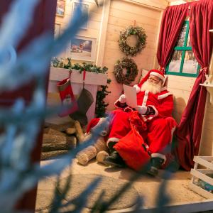 Advent Poreč: Photo with Santa Claus