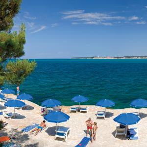 Lanterna Resort 